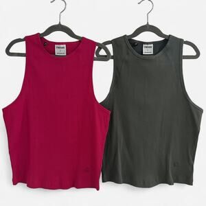 Gymshark Bundle of 2 Cropped Ribbed Workout Tank Tops